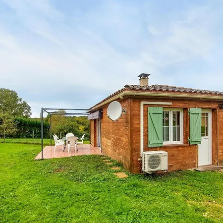 Feriehus 2 Bedroom Gorgeous In Eyraud-crempse-maurens *