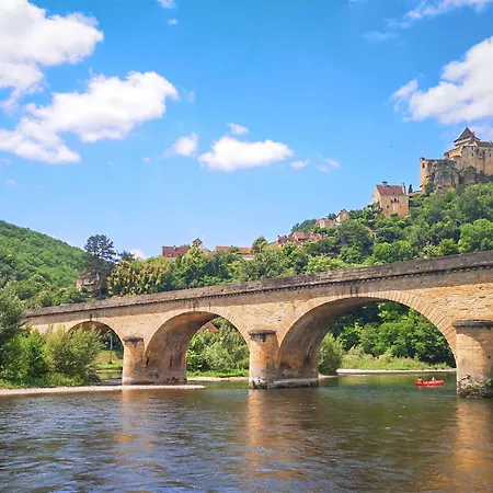 2 Bedroom Cozy In Eyraud-crempse-maurens *