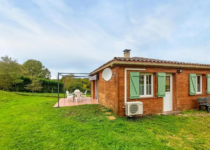 Casa de Férias 2 Bedroom Cozy In Eyraud-crempse-maurens *