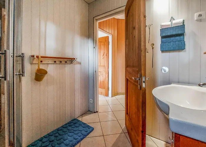 2 Bedroom Cozy In Eyraud-crempse-maurens La Ressegue